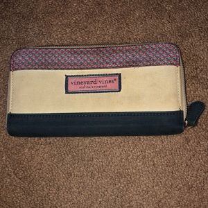 Vineyard vines wallet!